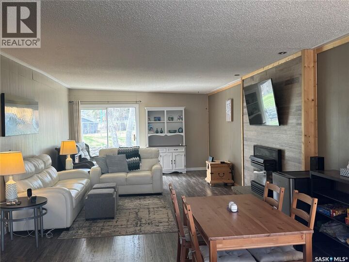Property Photo: 338 3rd Street E SK S0G 4C0