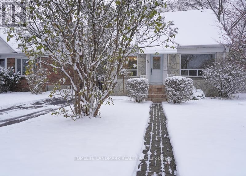 Property Photo:  48 Greylawn Crescent  ON M1R 2V6 