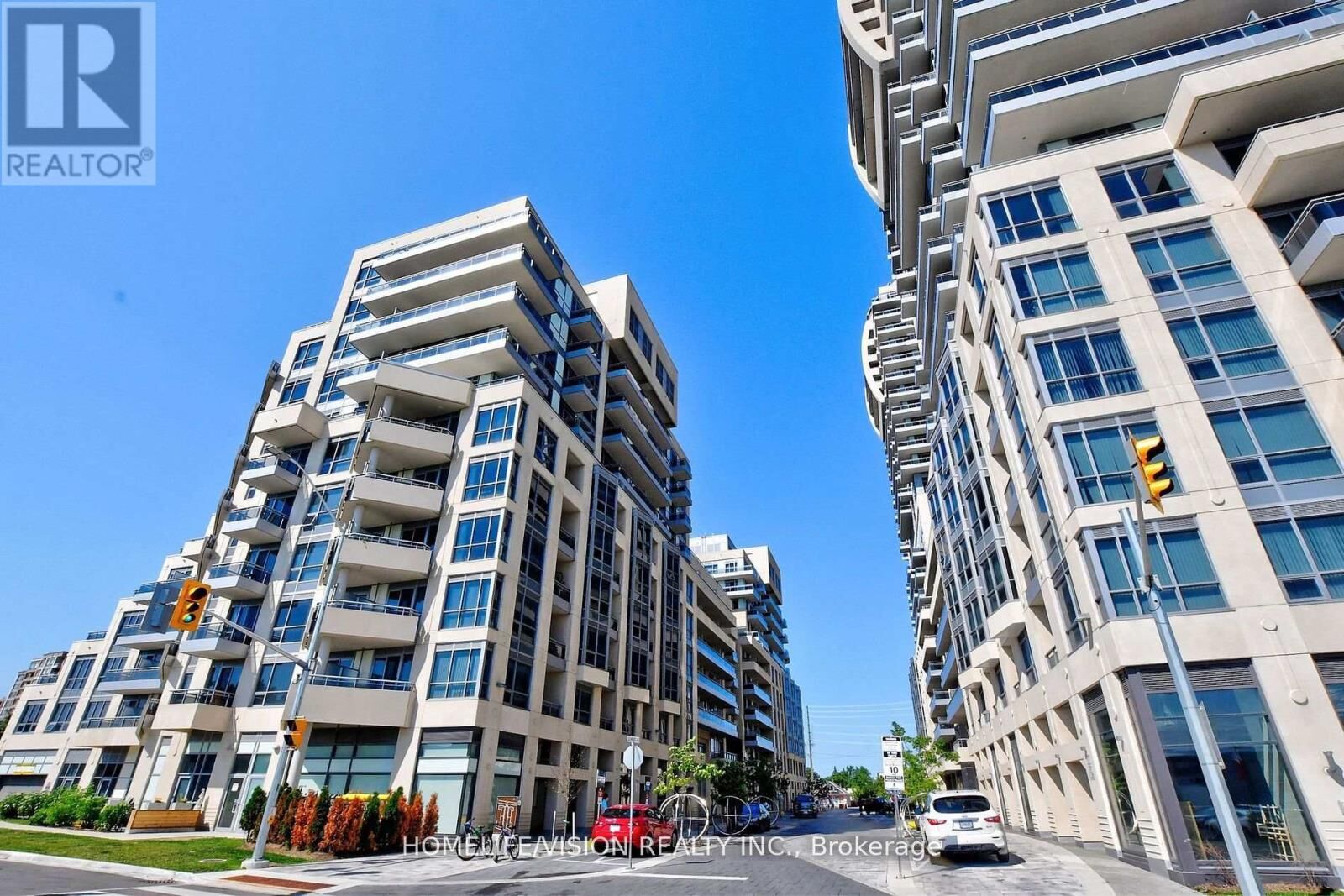 Property Photo:  9205 Yonge Street 1111  ON L4C 1V5 