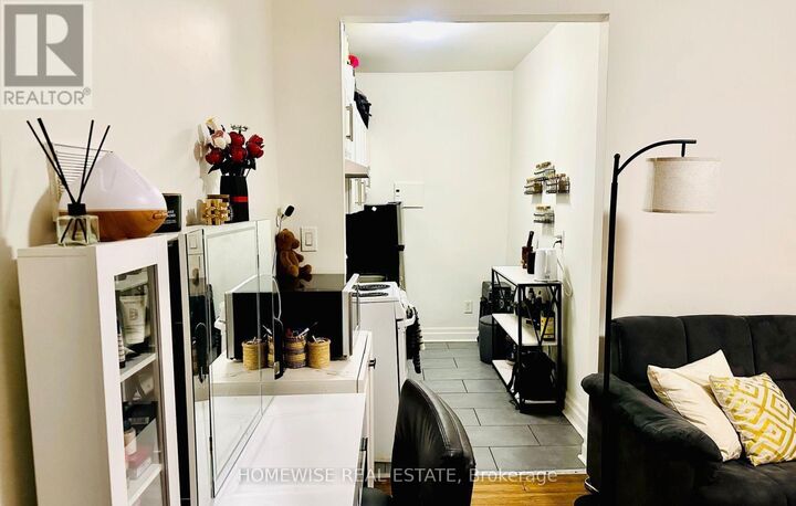 Property Photo:  1 Triller Avenue 209  ON M6K 3B7 