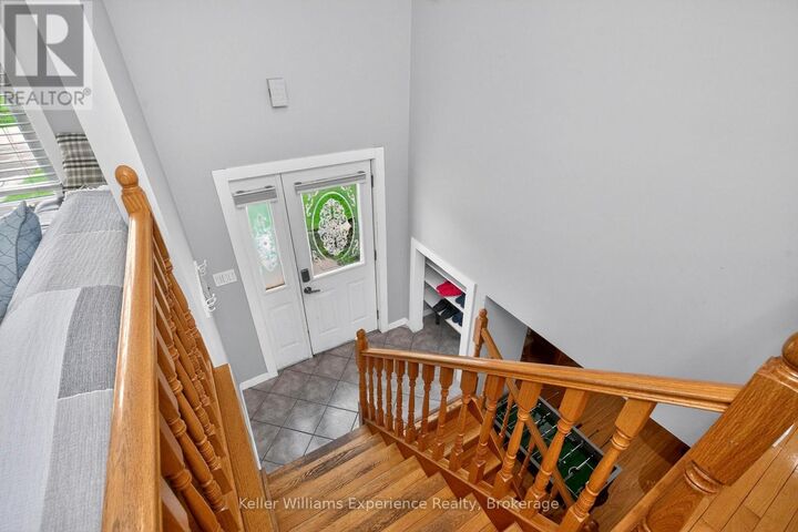 Property Photo:  72 Bay Street  ON L0K 2A0 
