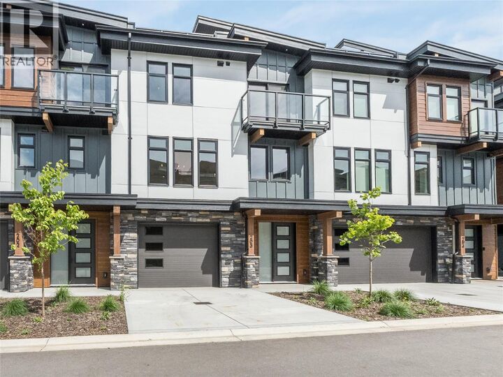 Property Photo:  910 Lakeside Drive 203  BC V1L 6G3 