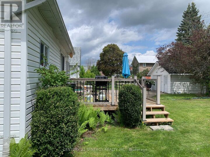 Property Photo:  45 Abel Street  ON K7A 4M2 