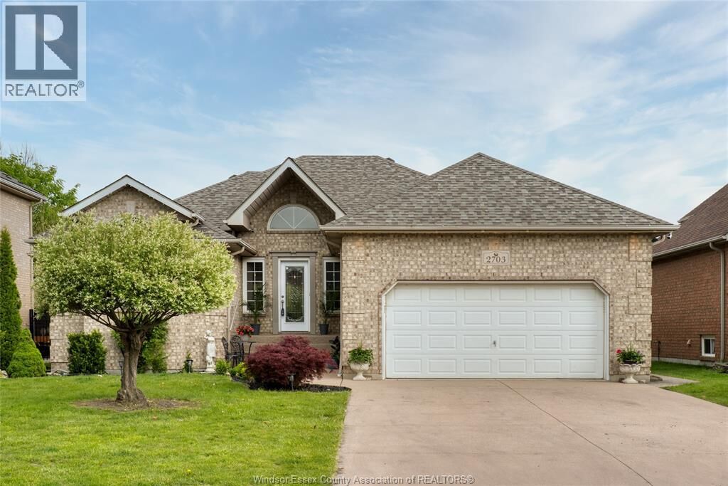 Property Photo: 2703 Lombardy Crescent ON N9H 2Z1