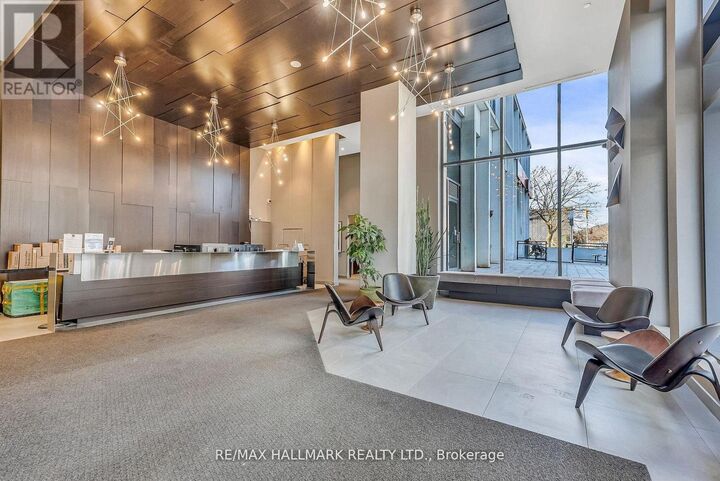 Property Photo:  170 Sumach Street 908  ON M5A 0C3 