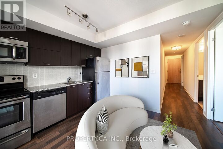 Property Photo: 38 Joe Shuster Way 1320 ON M6K 0A5