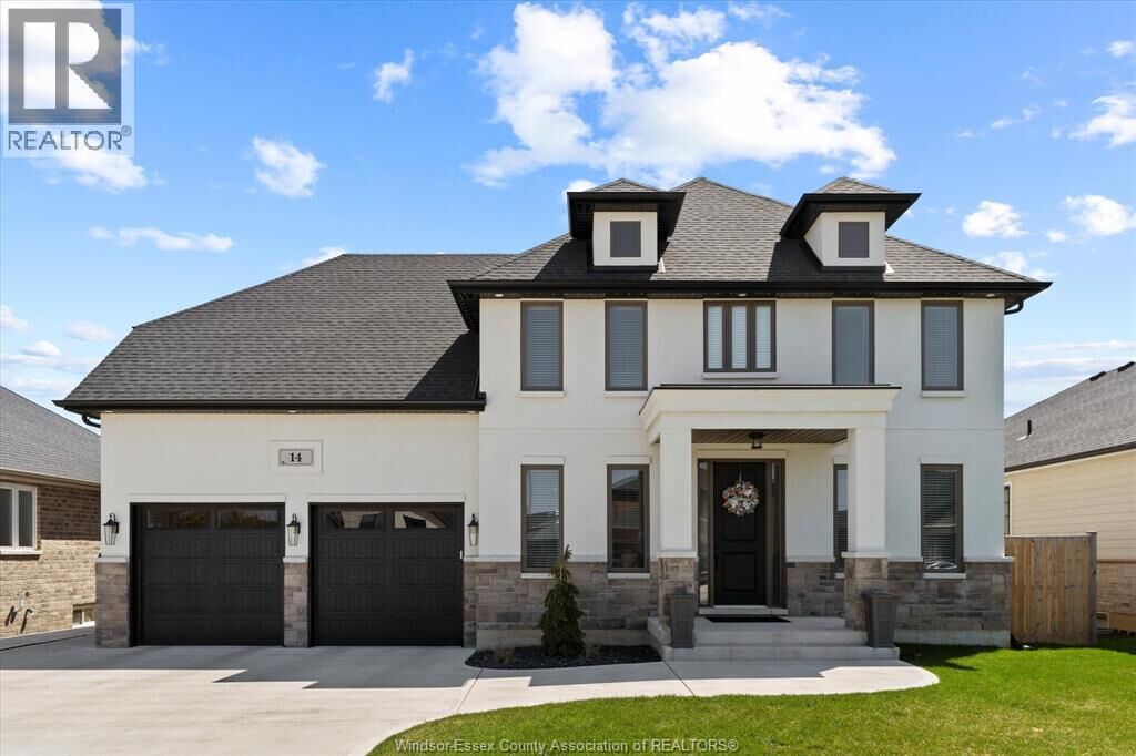 Property Photo:  14 Dundee  ON N7M 0S7 