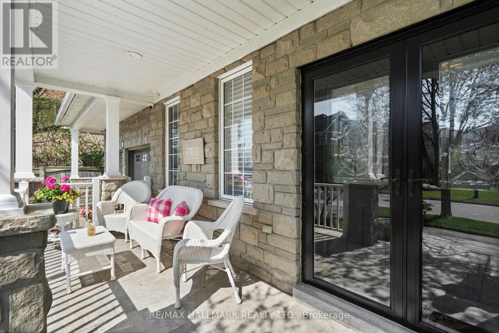 Property Photo:  4 Lythgoe Lane  ON L1Z 1N6 