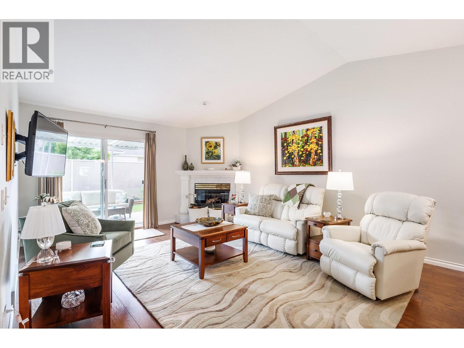 Property Photo:  1874 Parkview Crescent 39  BC V1X 7G6 