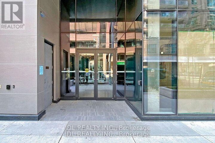 Property Photo: 25 Richmond St Street East 408 ON M5C 0A6