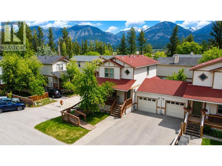 Property Photo:  147 11 Avenue 1  BC V0A 1K0 