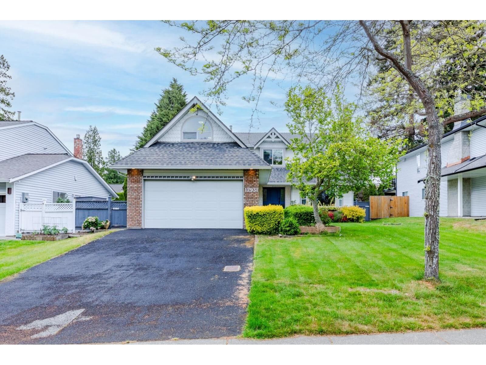 Property Photo:  12931 18 Avenue  BC V4A 7P7 