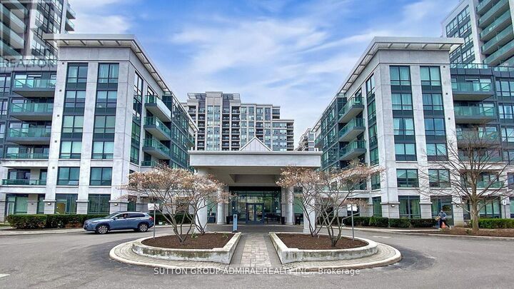Property Photo: 20 North Park Road 811 ON L4J 0G7