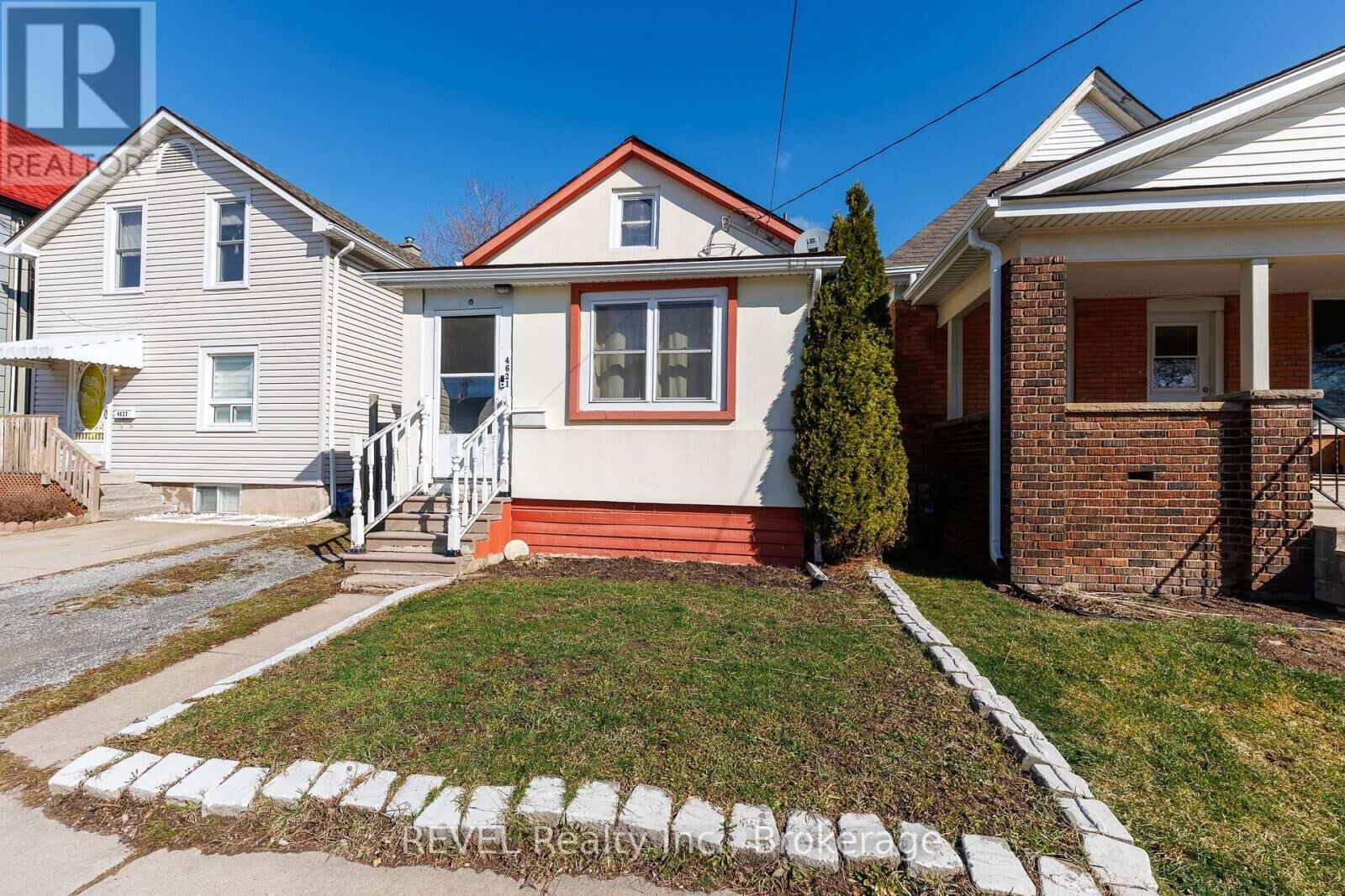 Property Photo:  4621 Jepson Street  ON L2E 1J5 