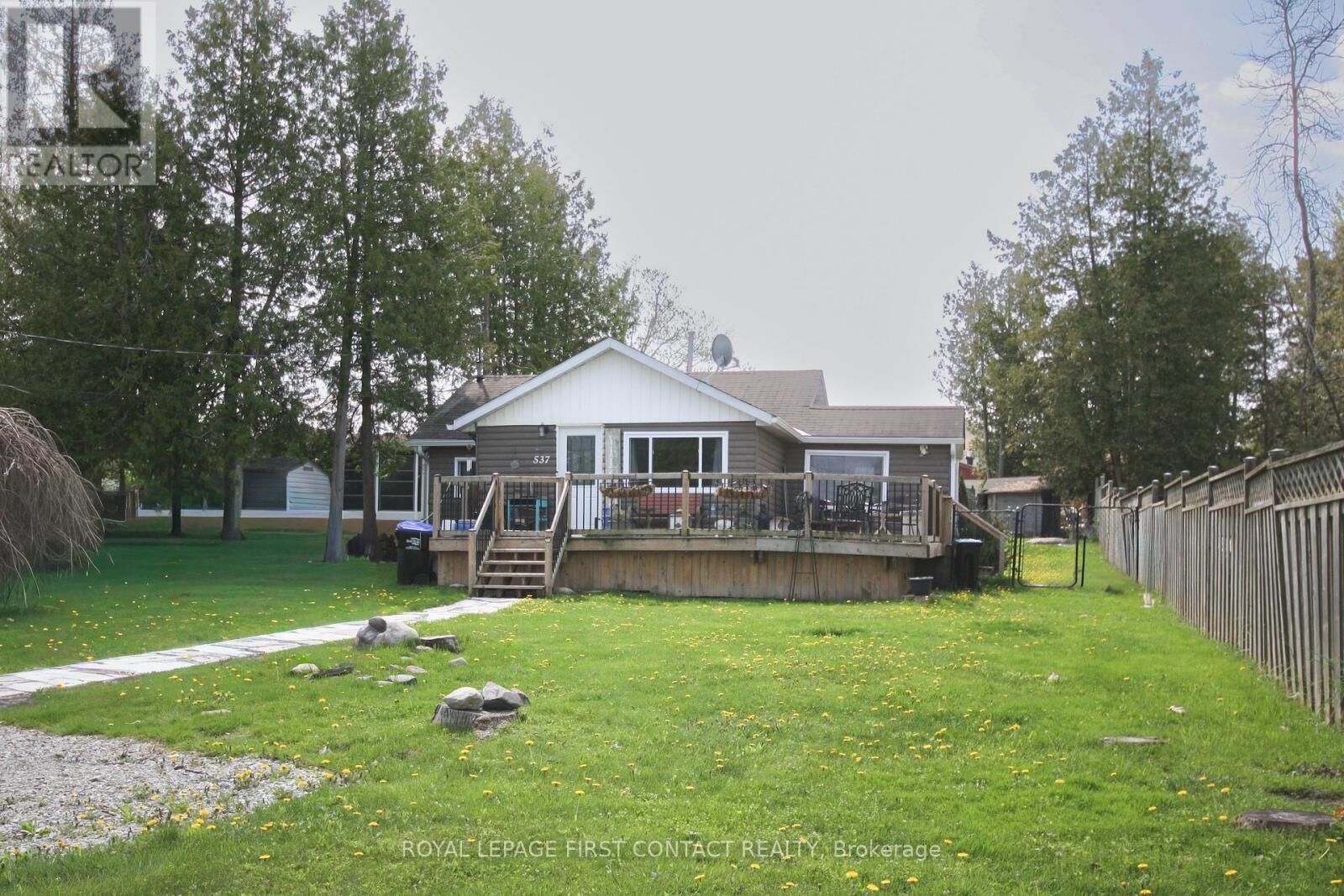 Property Photo: 537 O'Leary Lane ON L0K 2A0