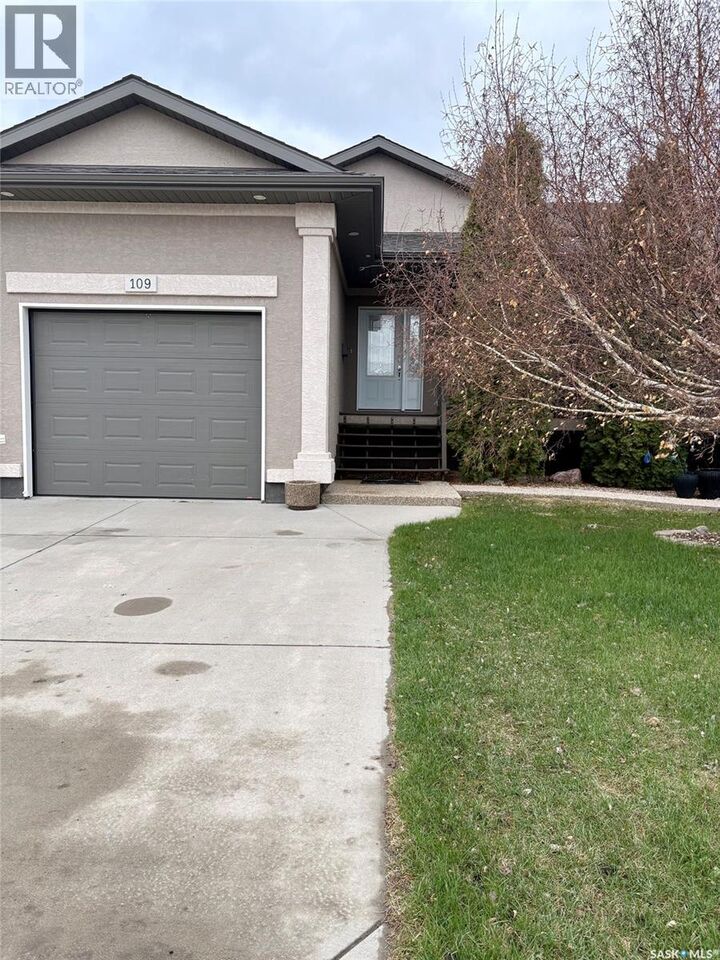 Property Photo:  109 Good Spirit Crescent  SK S3N 3J8 
