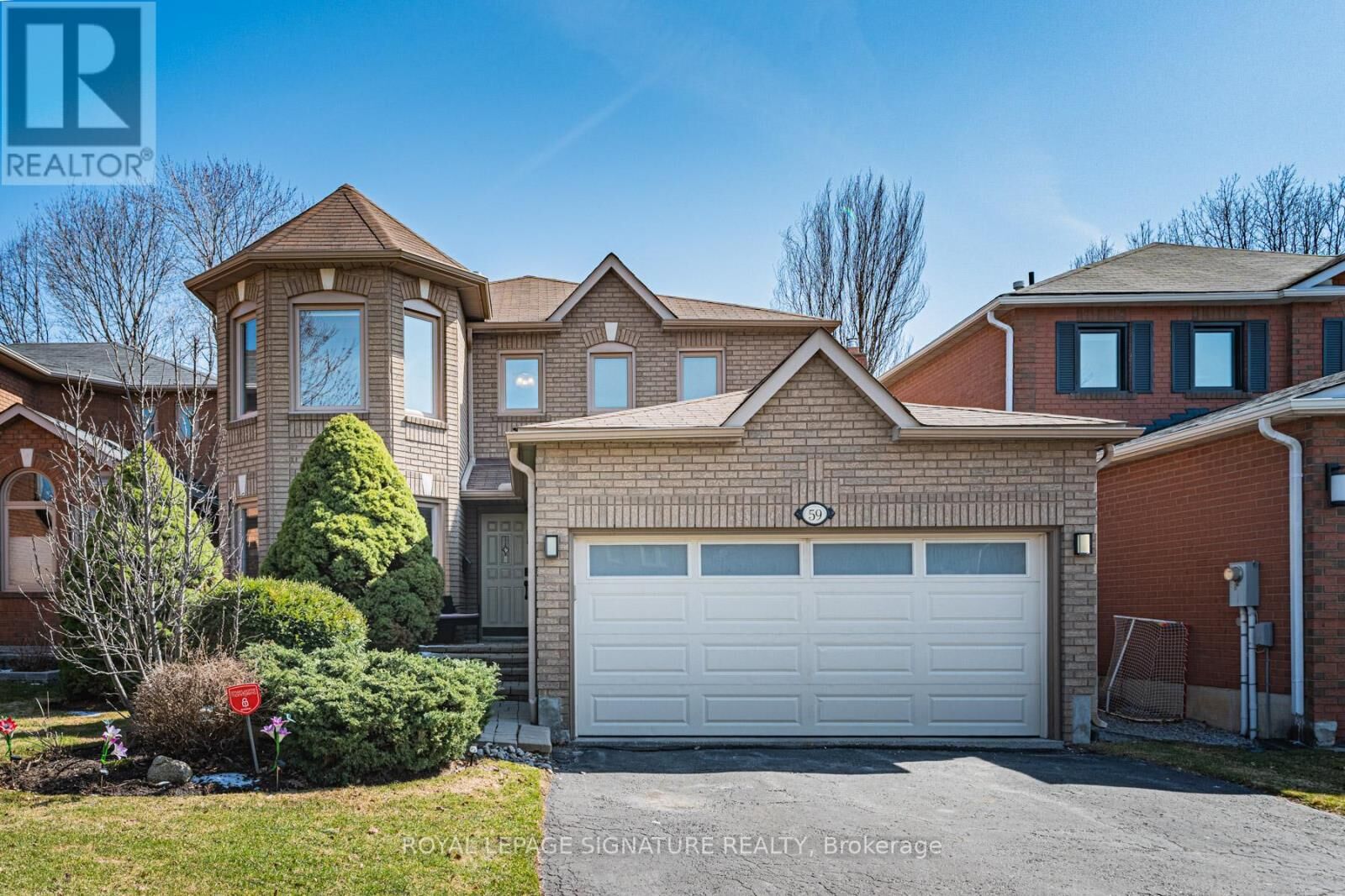 Property Photo:  59 Edenbridge Drive  ON L4J 7V3 