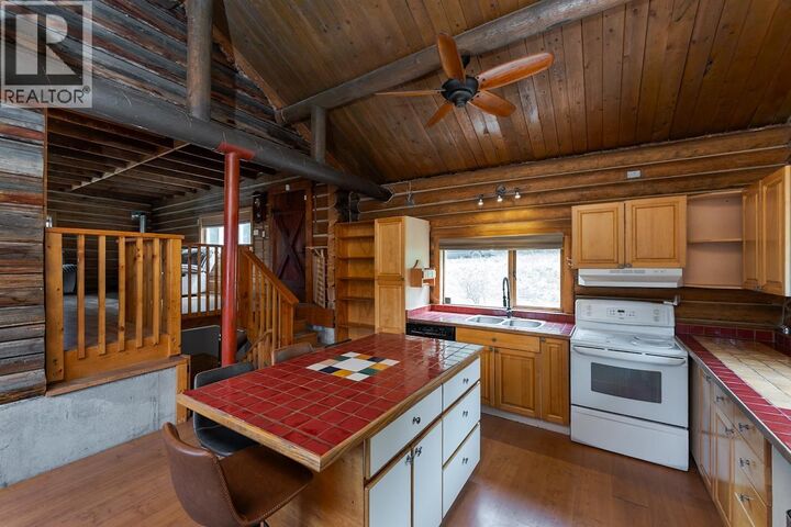 Property Photo:  5872 Lindstrom Road  BC V2K 5H7 