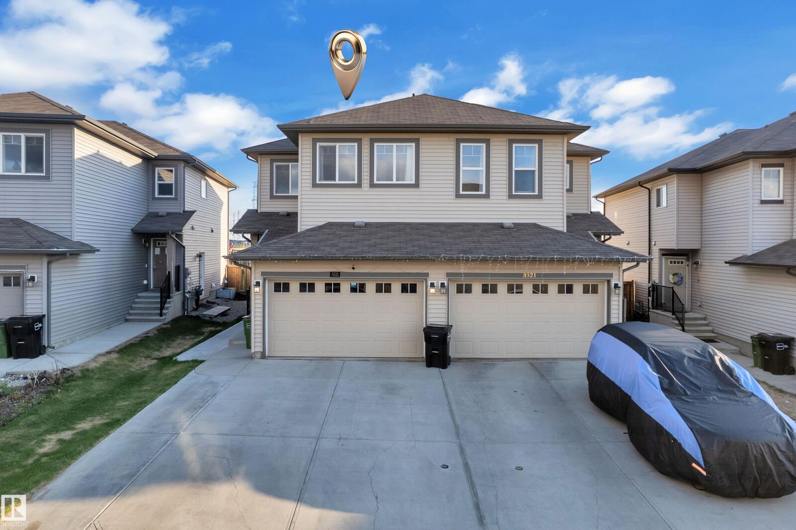 Property Photo:  3319 11 Avenue NW  AB T6L 2L5 