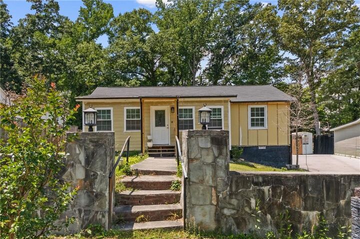Property Photo: 198 Joe Louis Drive NW GA 30314