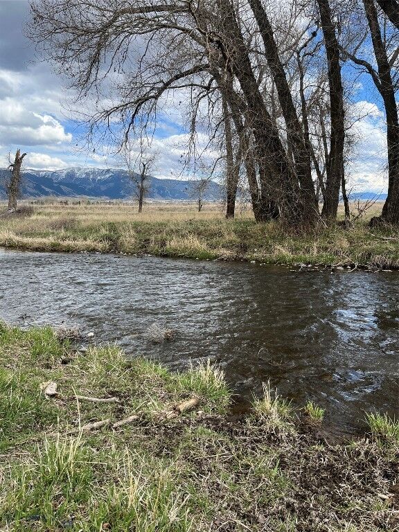 Property Photo: 7056 E Baseline MT 59714