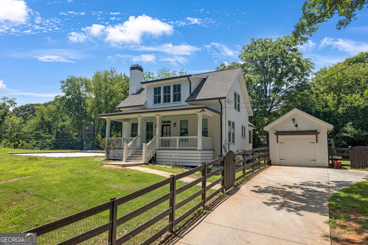 Property Photo: 4137 Grogan Street GA 30101