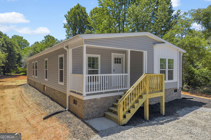 Property Photo: 226 Mineral Springs Conn GA 30535