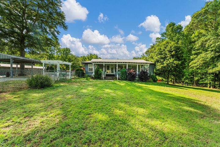 Property Photo:  782 J Street  GA 31823 