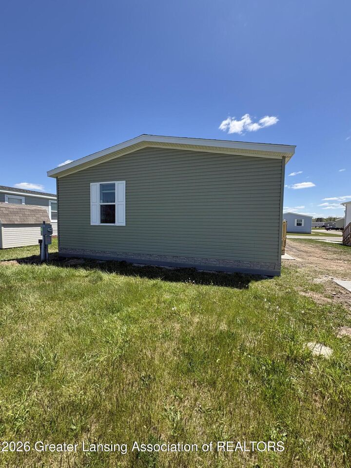 Property Photo:  13760 Alaska Avenue  MI 48822 