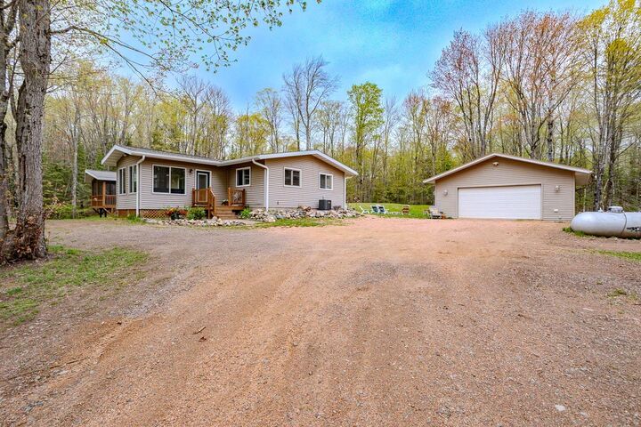 Property Photo:  9014 North Star Rd  WI 54557 
