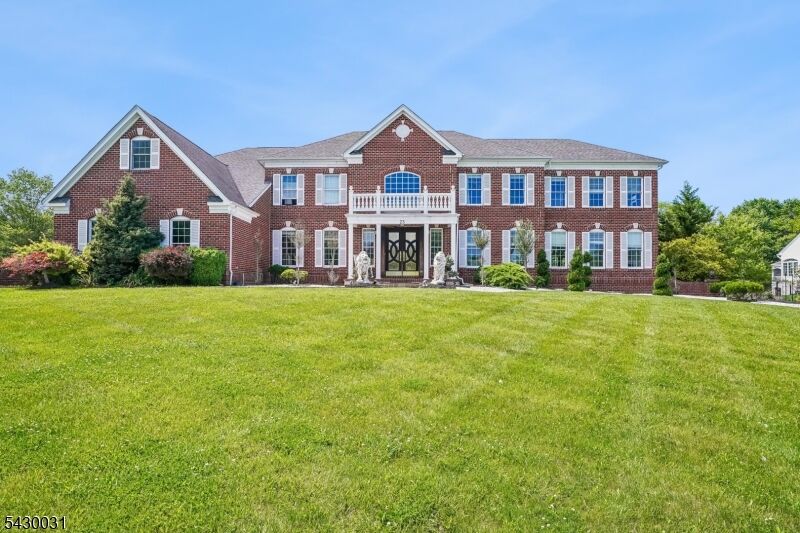 Property Photo: 23 Balmoral Dr NJ 08867