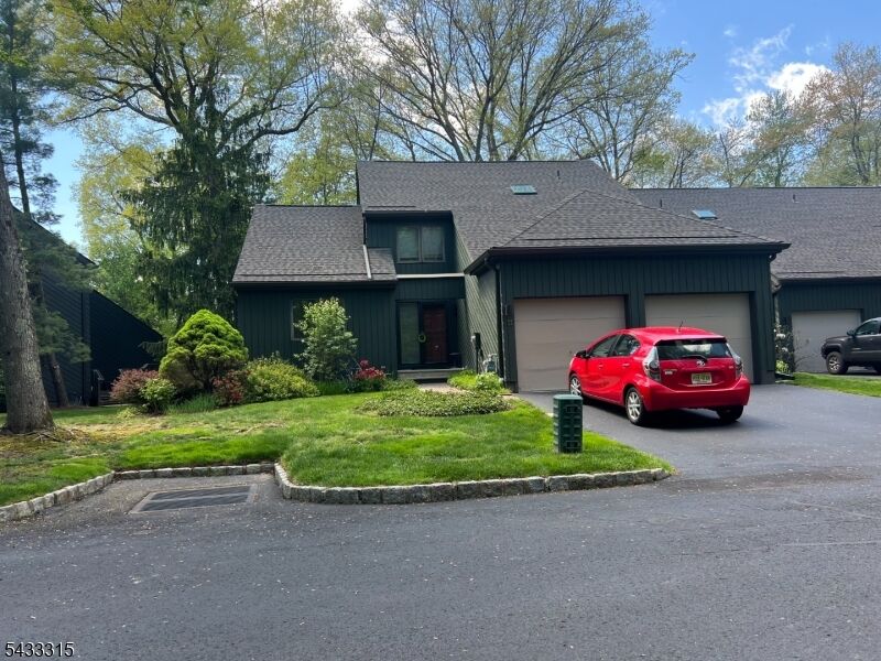 Property Photo: 11 Windmill Dr NJ 07960