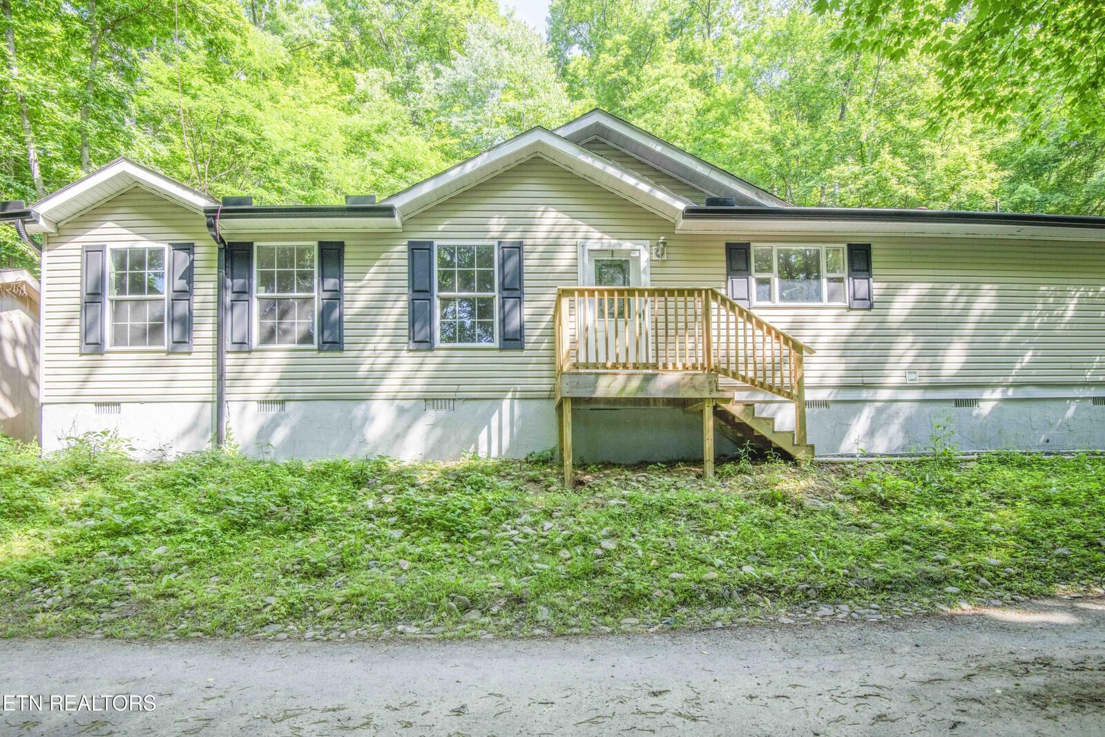 Property Photo: 545 E Brushy Valley Drive TN 37849