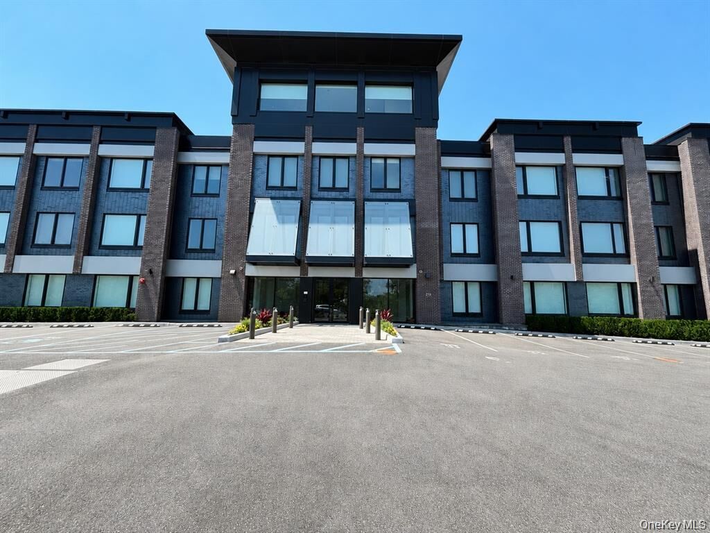 Property Photo: 218 Middle Neck Road 313 NY 11021