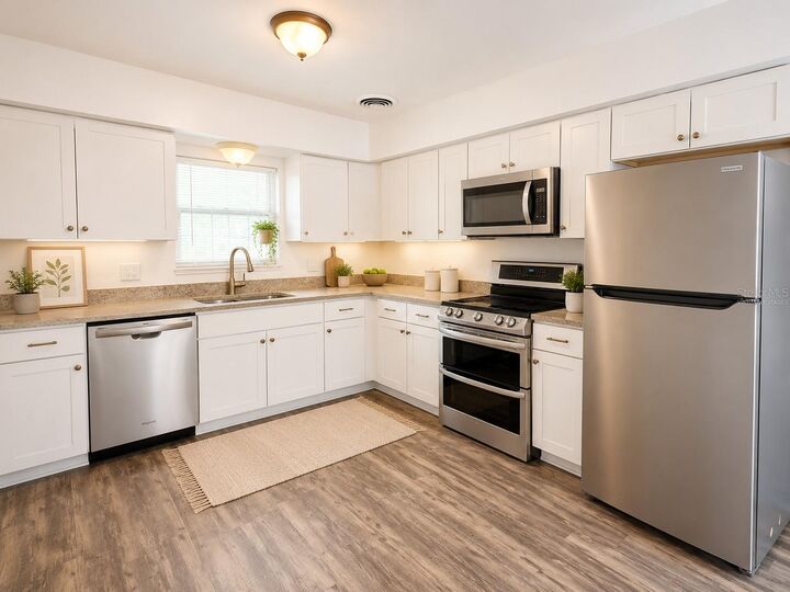 Property Photo:  4008 24th Street W  FL 34205 