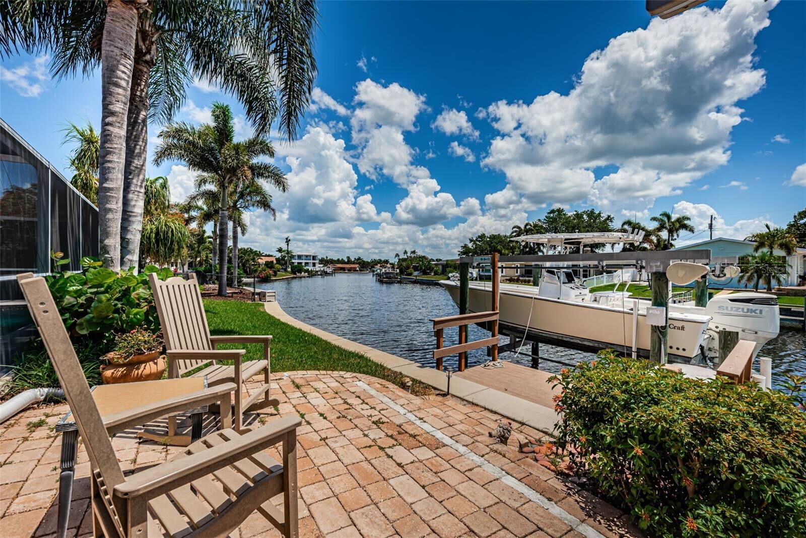 Property Photo:  1496 49th Avenue NE  FL 33703 