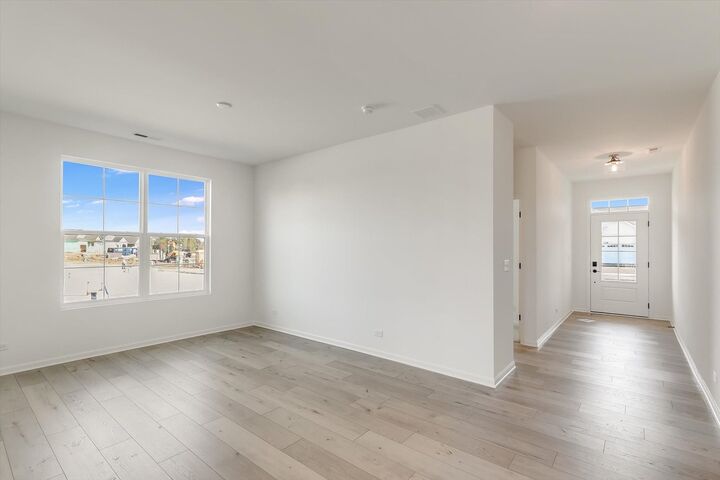 Property Photo:  