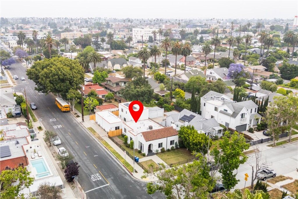 Property Photo:  1050 S Plymouth  CA 90019 