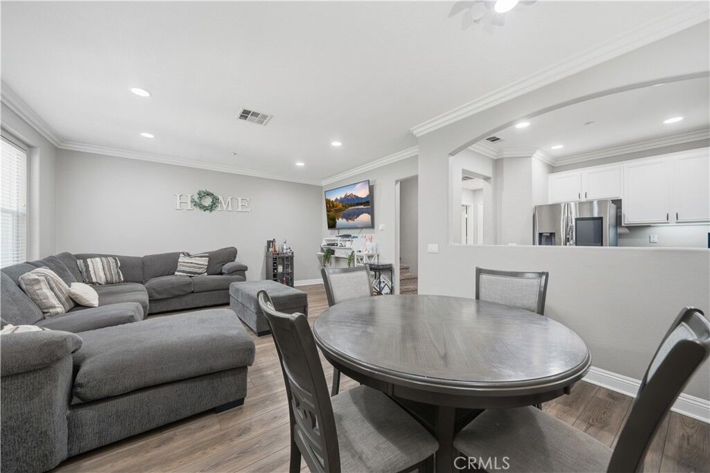 Property Photo: 29118 Portland Court CA 92591