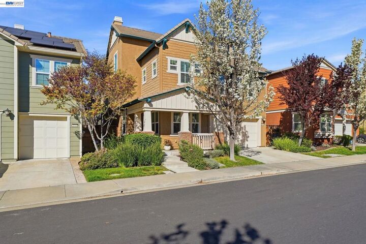 Property Photo:  4958 Trescott Ct  CA 94568 