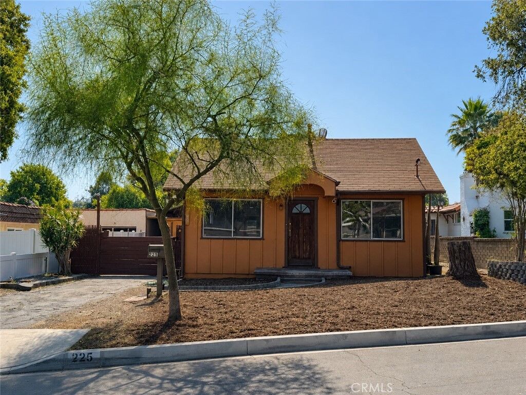 Property Photo: 225 Madeline Drive CA 91016