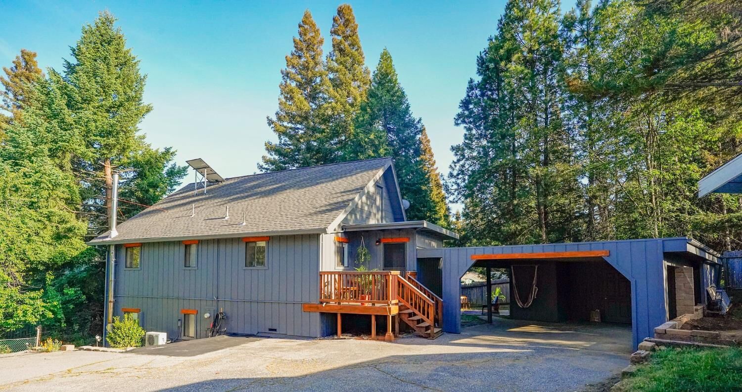 Property Photo: 518 Whiting Street CA 95945