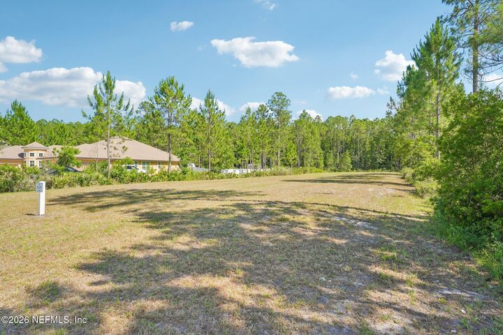 Property Photo: 11373 Saddle Club Drive FL 32219
