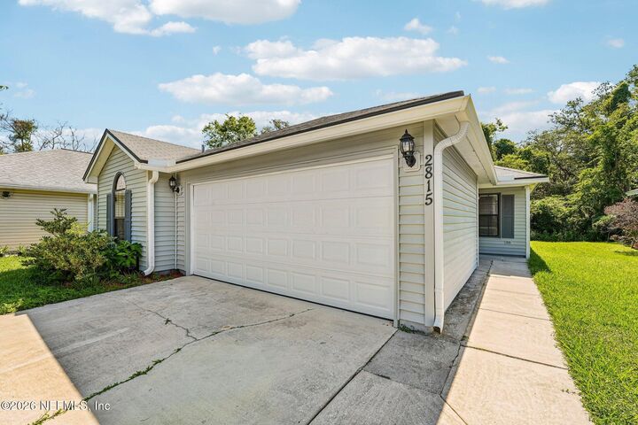 Property Photo: 2815 Majestic Cypress Drive E FL 32233