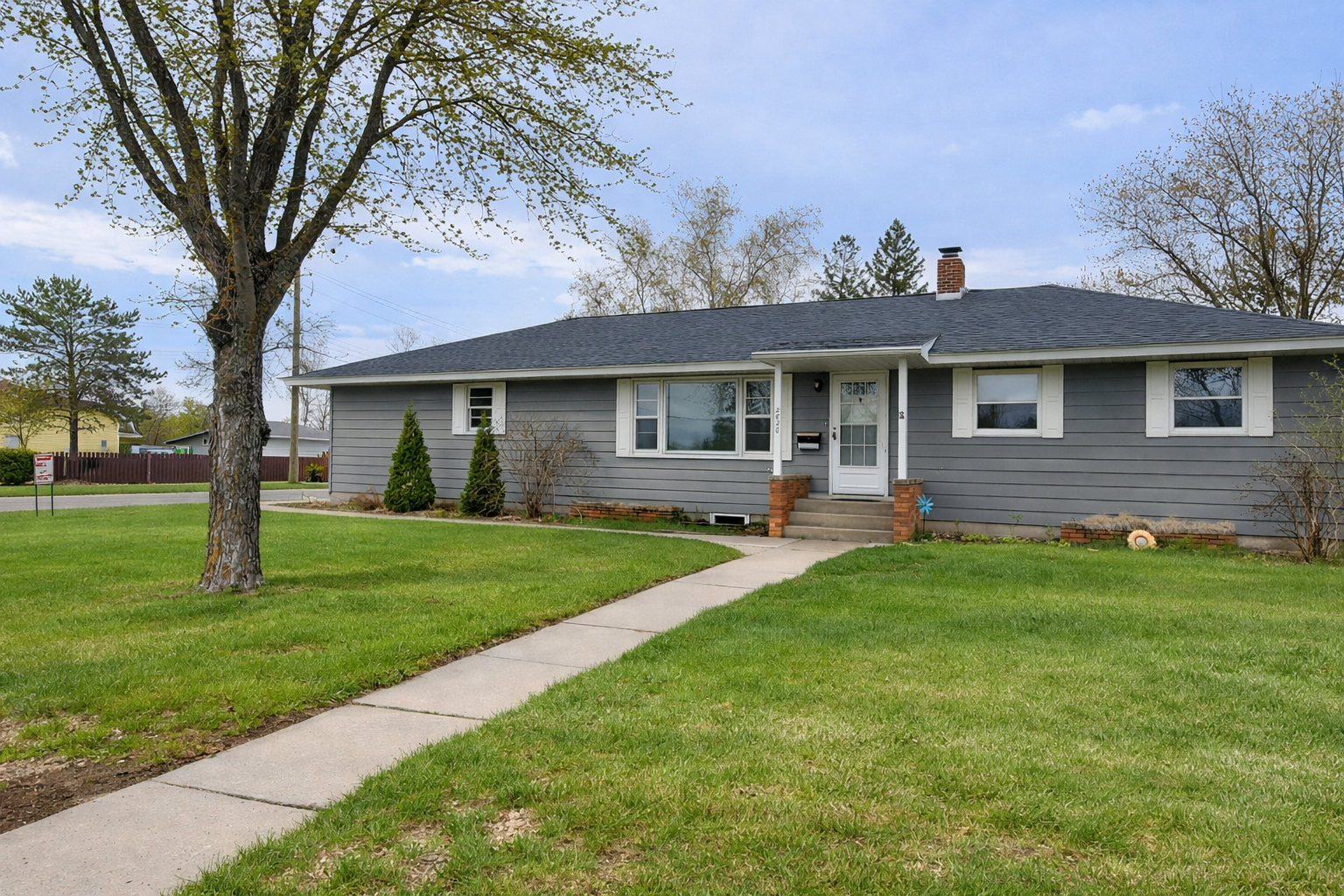 Property Photo: 2820 Bixby Avenue NE MN 56601