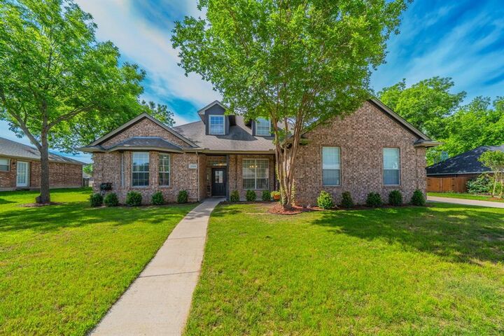 Property Photo: 2114 Sagewood Drive TX 76087