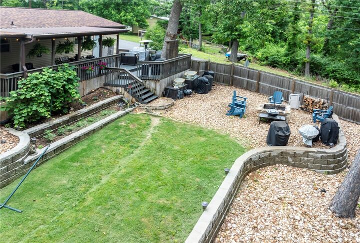Property Photo: 8107 Spruce Drive AR 72756