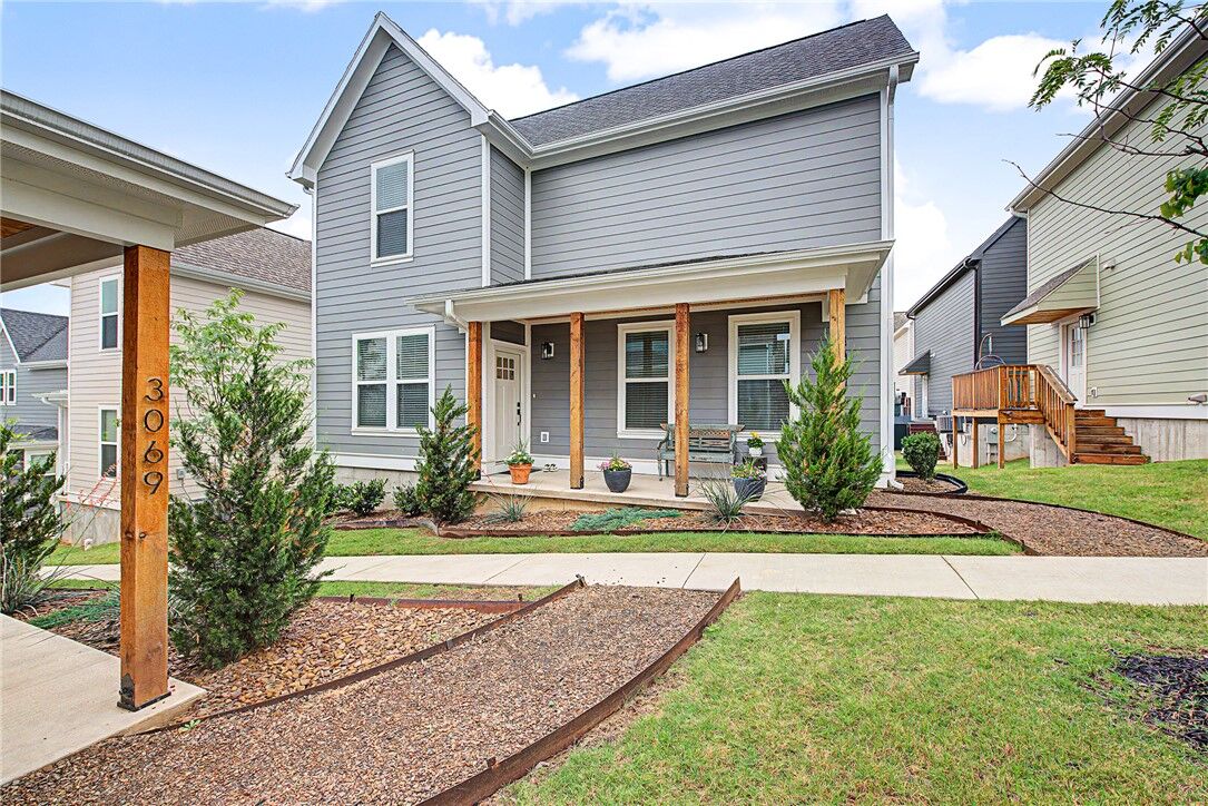 Property Photo:  3075 W Tulsa Street  AR 72704 
