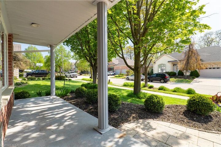 Property Photo:  314 Old Chicopee Trail  ON N2A 4C8 