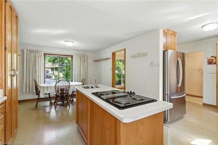 Property Photo: 18 Jasper Drive ON L8G 2S7
